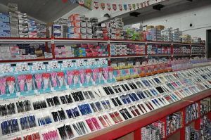 探寻传统与创新的融合 璜山悠悠文具书店的笔类世界